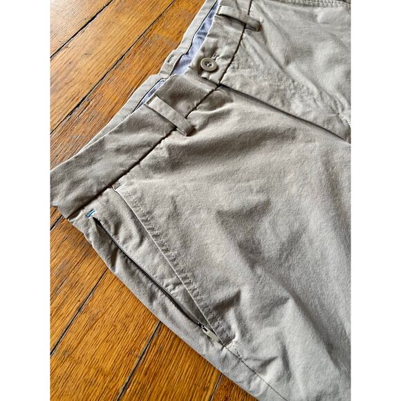 VINEYARD VINES Performance 5" On-The-Go Shorts Mens sz 31 - Picture 2 of 11